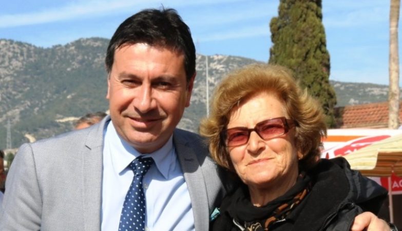 Başkan Aras: “İlk ve En Kuvvetli Bağımız Olan Annelerimizi Çok Seviyoruz.”