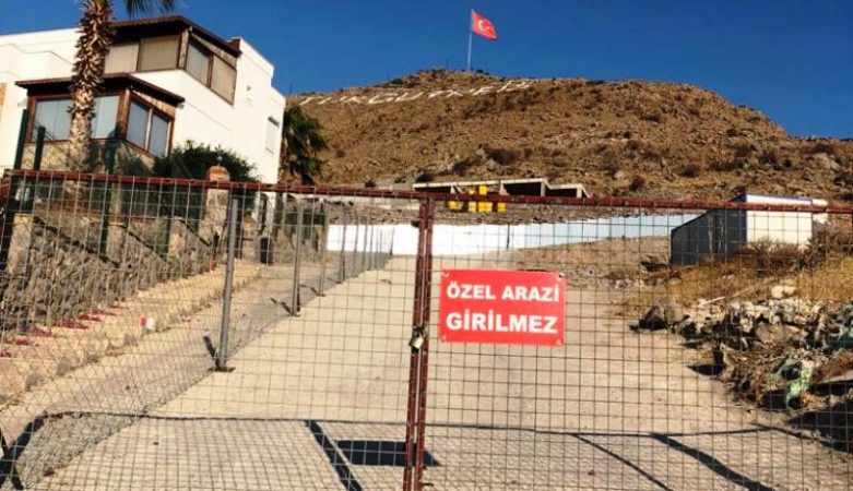 Turgutreis’te Yolu Olmayan Site Çözüm Arıyor