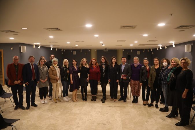 Kadınların Mücadelesine Başkan Aras’tan Tam Destek