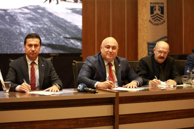 BODRUM BELEDİYESİ İŞÇİSİNİ ENFLASYONA EZDİRMİYOR