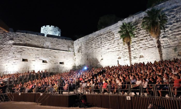 BODRUM KALESİ’NDE ALİ POYRAZOĞLU GECESİ